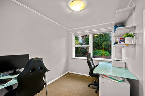 Photo of property in 112 Rathgar Road, Henderson, Auckland, 0610