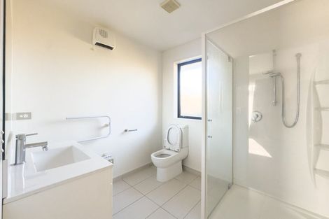 Photo of property in 43 Somerville Crescent, Aidanfield, Christchurch, 8025