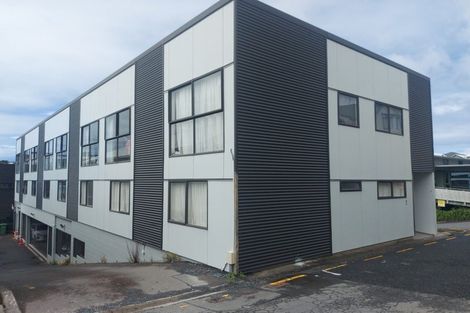 Photo of property in 5/7 Hall Avenue, Newtown, Wellington, 6021