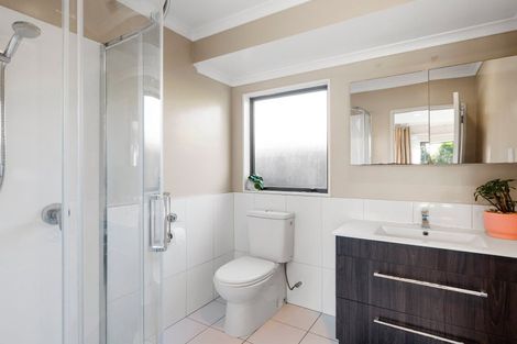 Photo of property in 21 Cate Road, Rototuna, Hamilton, 3210
