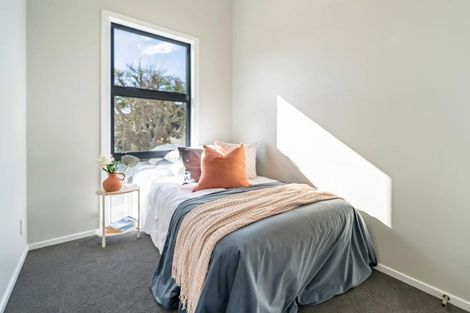 Photo of property in 380b Cambridge Terrace, Naenae, Lower Hutt, 5011