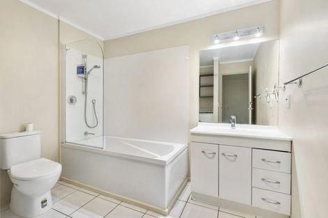 Photo of property in Fernhill Flats, 324u6 The Terrace, Te Aro, Wellington, 6011