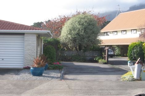 Photo of property in 7b Awanui Drive, Waikanae, 5036