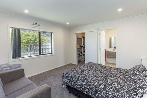 Photo of property in 4 Devon Lane, Carterton, 5713