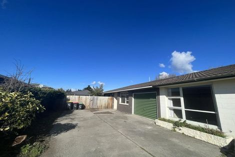 Photo of property in 9 Farnborough Street, Aranui, Christchurch, 8061