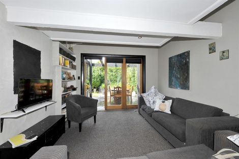Photo of property in 79 Colombo Street, Somerfield, Christchurch, 8023