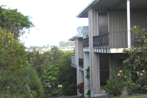 Photo of property in 1/20 Knights Road, Rothesay Bay, Auckland, 0630