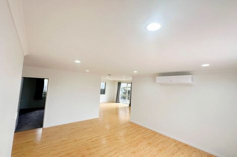 Photo of property in 6d Twin Court, Albany, Auckland, 0632