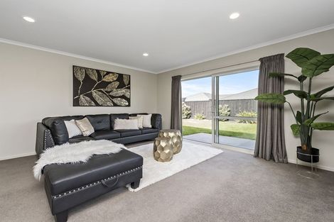 Photo of property in 16 Charlbury Drive, Rolleston, 7615