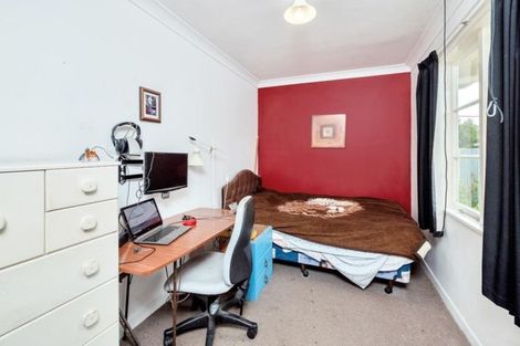 Photo of property in 52 Awaroa Road, Helensville, 0800