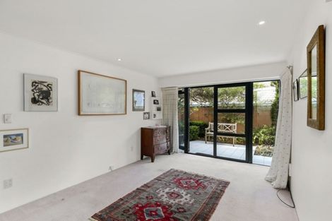 Photo of property in Highwic, 32u1 Hobson Street, Thorndon, Wellington, 6011