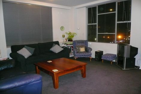 Photo of property in Grandstand Apartments, 80u8 Kent Terrace, Mount Victoria, Wellington, 6011
