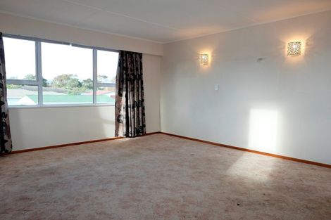 Photo of property in 10 Walton Road, Paraparaumu Beach, Paraparaumu, 5032
