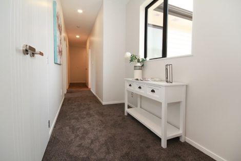 Photo of property in 29 Jeroboam Loop, Kumeu, 0810