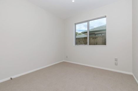 Photo of property in 42 Schoolside Road, Kumeu, 0810