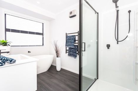 Photo of property in 2 Reuben Avenue, Rolleston, 7615