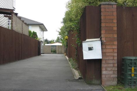 Photo of property in 4a Roche Avenue, Upper Riccarton, Christchurch, 8041