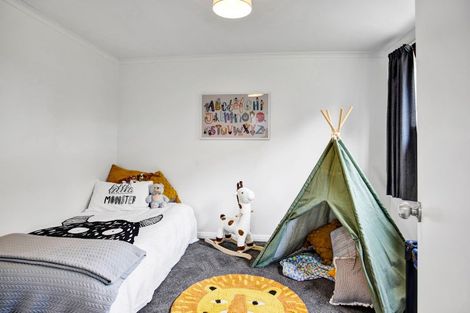 Photo of property in 1082 Junction Road, Egmont Village, Inglewood, 4386