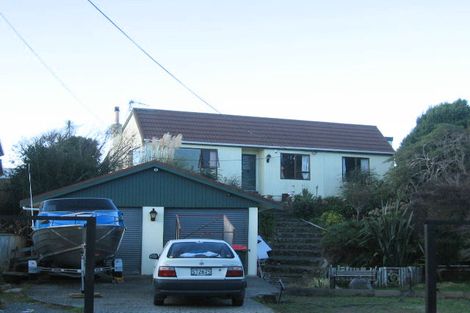 Photo of property in 17 Nathan Avenue, Paraparaumu Beach, Paraparaumu, 5032