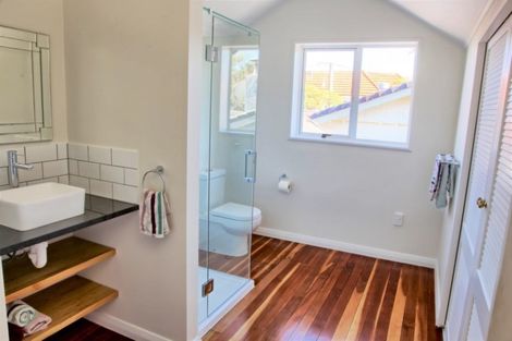 Photo of property in 24 Hinau Street, Woburn, Lower Hutt, 5010