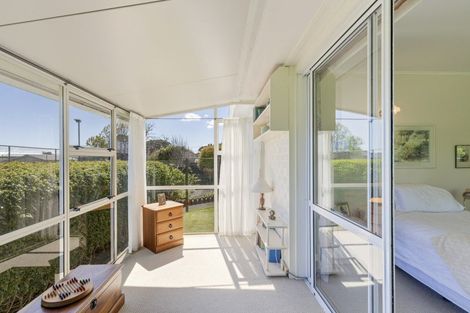 Photo of property in 206a Tukapa Street, Westown, New Plymouth, 4310