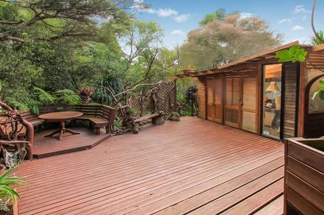 Photo of property in 39 Chamari Close, Titirangi, Auckland, 0604