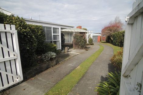 Photo of property in 131 Kendal Avenue, Burnside, Christchurch, 8053
