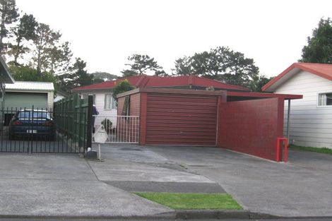 Photo of property in 2/25 Karepo Crescent, Ranui, Auckland, 0612