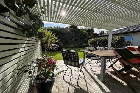 Photo of property in 24 Laly Haddon Place, Matakana, 0985