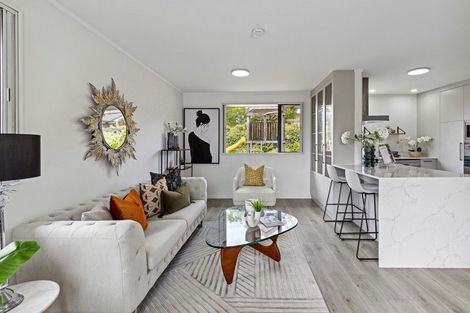 Photo of property in 35 Jadewynn Drive, Massey, Auckland, 0614