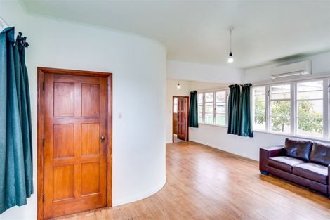 Photo of property in 87 Latham Street, Marewa, Napier, 4110