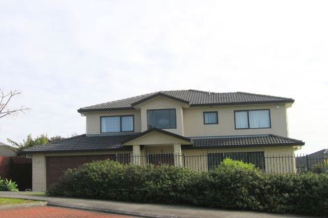 Photo of property in 3 Gilnockie Close, East Tamaki Heights, Auckland, 2016