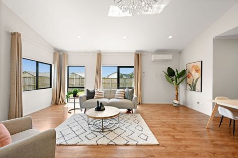 Photo of property in 33 Sirius Crescent, Rototuna North, Hamilton, 3210