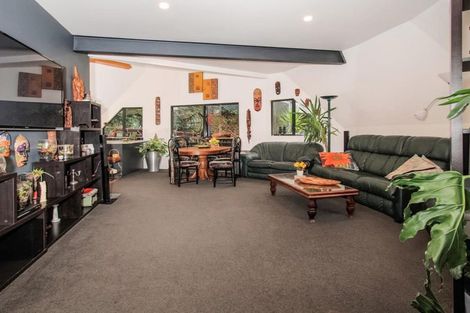 Photo of property in 39 Chamari Close, Titirangi, Auckland, 0604