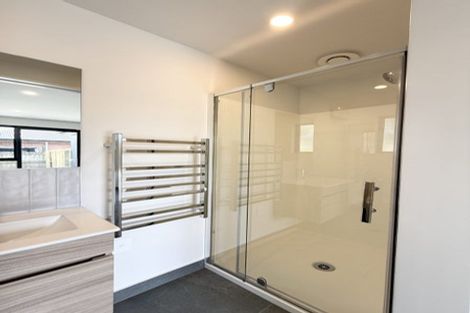 Photo of property in 33a Neill Street, Hornby, Christchurch, 8042