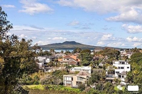 Photo of property in 3 Prospect Terrace, Milford, Auckland, 0620