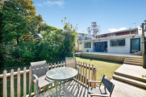 Photo of property in 45 Cron Avenue, Te Atatu South, Auckland, 0610
