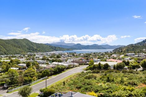 Photo of property in 32-34 Moana View Road, Waikawa, Picton, 7220
