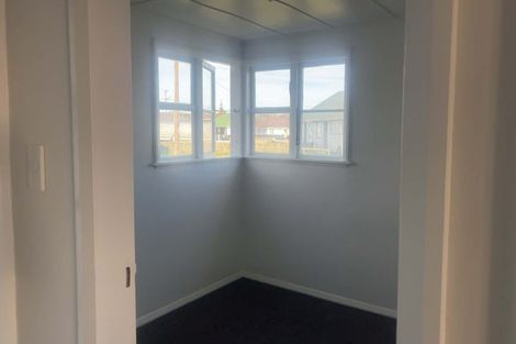 Photo of property in 2 Laurent Vc Street, Hawera, 4610