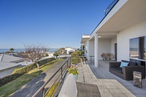 Photo of property in 13 Lighthouse Road, Bluff Hill, Napier, 4110