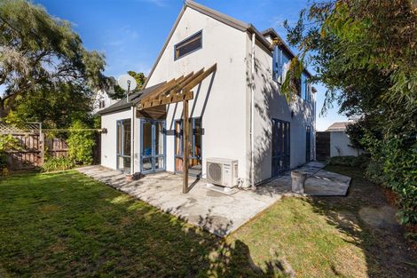 Photo of property in 2 Kinleys Lane, St Albans, Christchurch, 8014