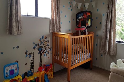 Photo of property in 20 Kora Avenue, Ranui, Auckland, 0612