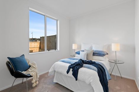 Photo of property in 17 Kukuwai Avenue, Red Beach, 0932