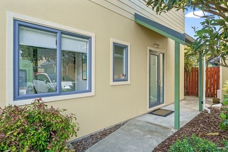Photo of property in 7u3 Court Road, Tawa, Wellington, 5028