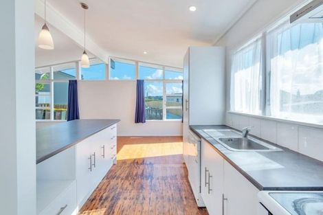 Photo of property in 49 Fairclough Road, Beach Haven, Auckland, 0626