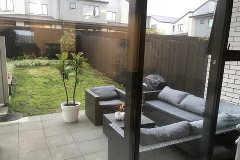 Photo of property in 33 Peihana Road, Hobsonville, Auckland, 0616