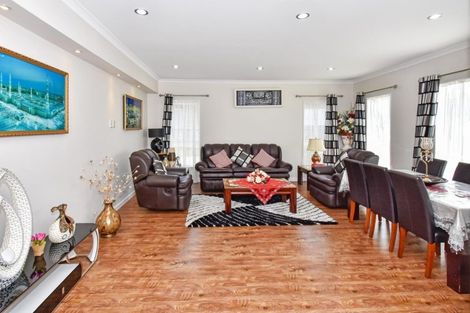 Photo of property in 5 Gortnest Place, Flat Bush, Auckland, 2019