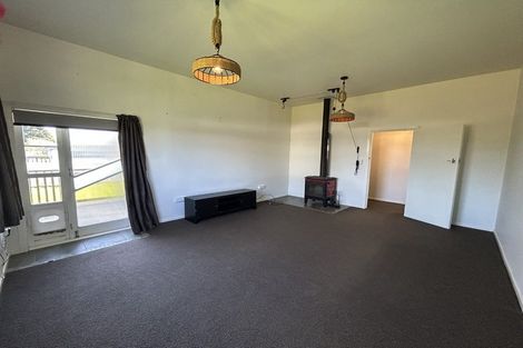 Photo of property in 1 Sedcole Street, Pahiatua, 4910