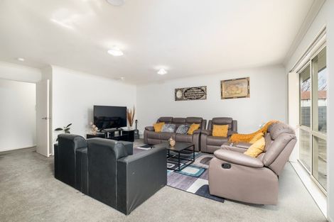 Photo of property in 19a Clevedon Road, Papakura, 2110