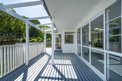 Photo of property in 17 Sandalwood Drive, Dinsdale, Hamilton, 3204